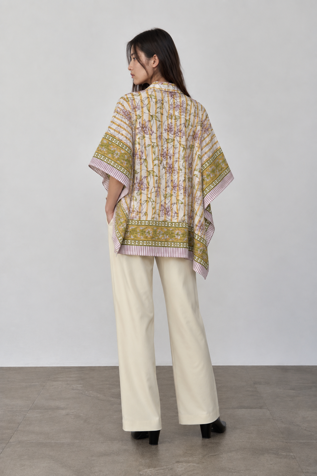 WHITE FLORAL HAND-BLOCKED KAFTAN SHIRT