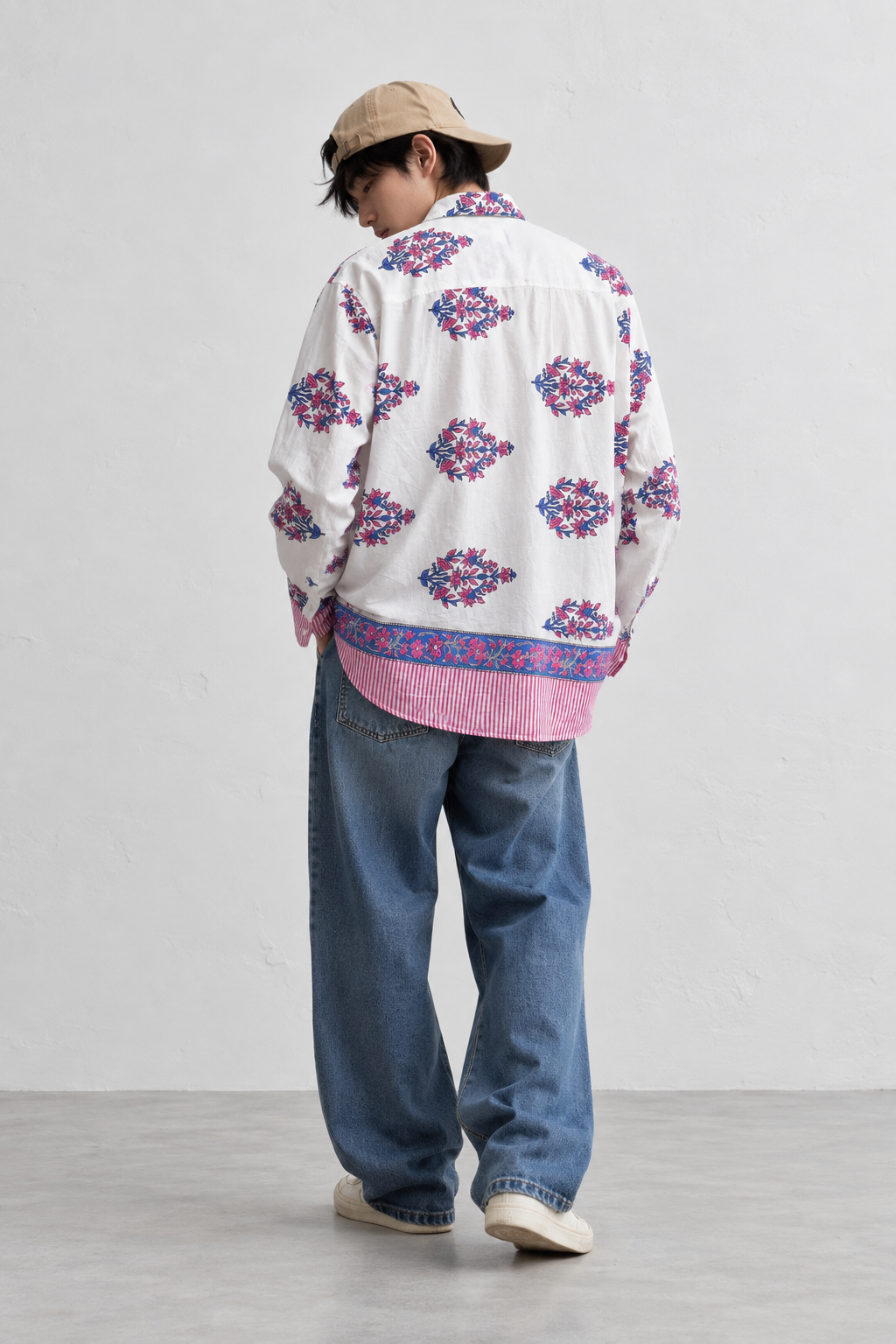 WHITE FLORAL HAND-BLOCKED SHIRT